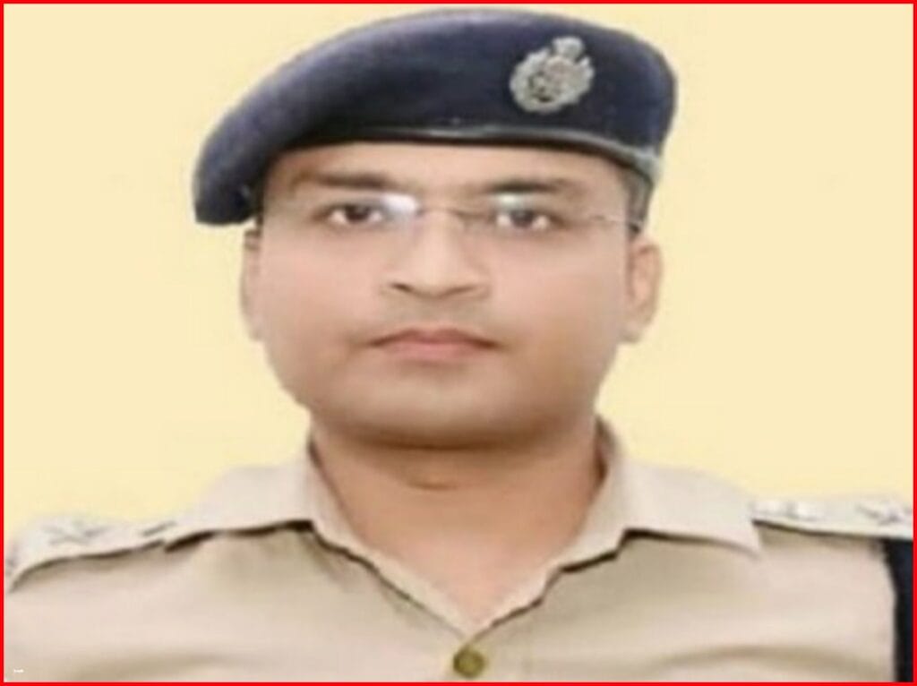 2 girl students raped