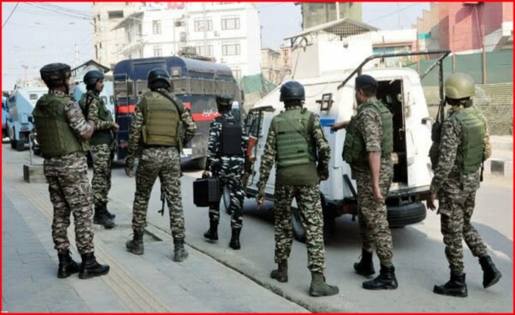 2 village guards were killed by militants