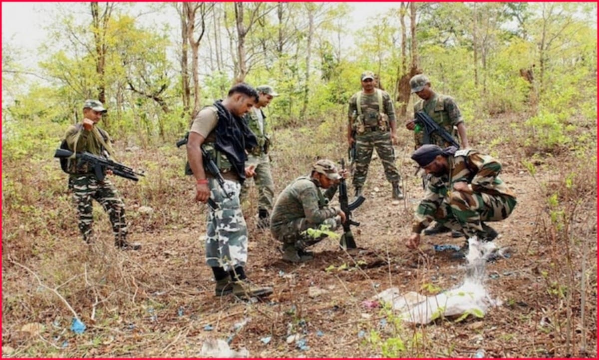 10 Maoists Killed