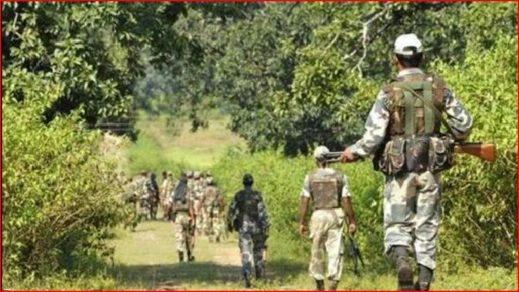 26 Maoists killed
